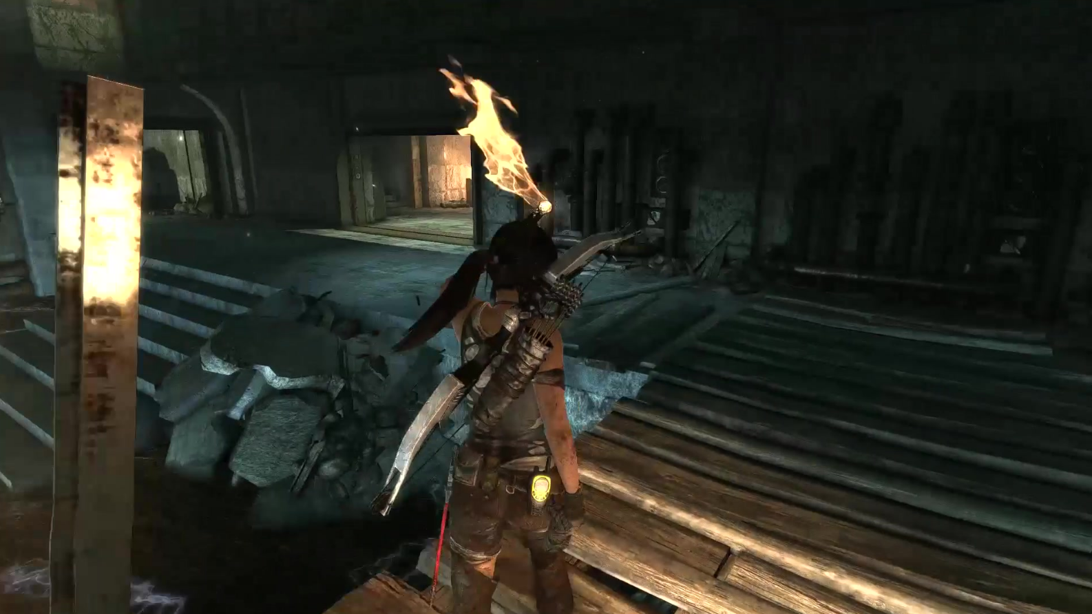 古墓丽影铁笼怎么过