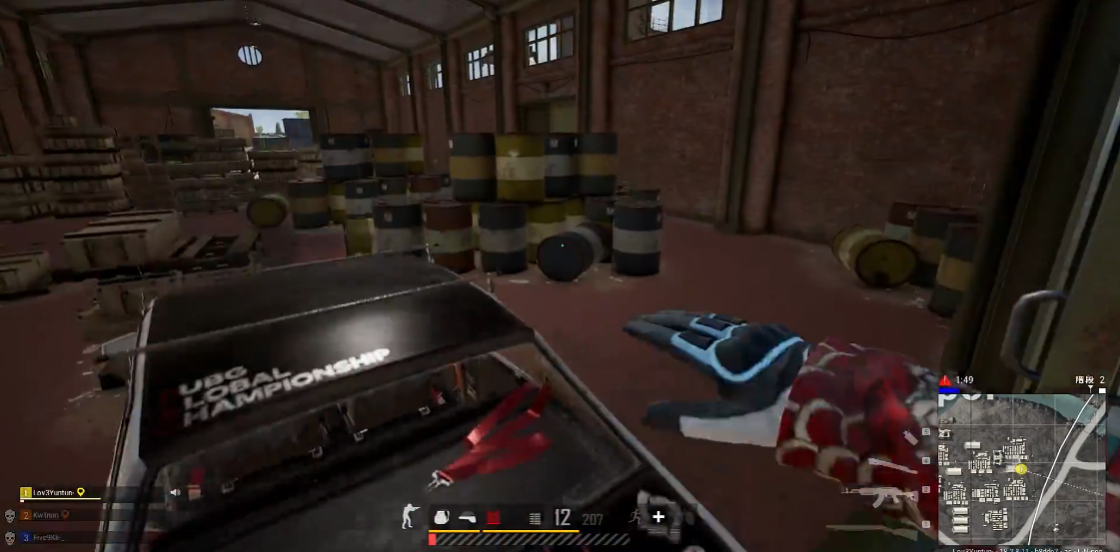 绝地求生如何上到仓库上面